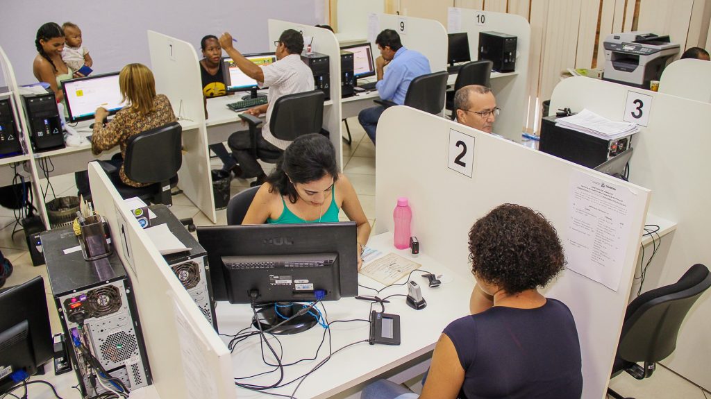 Supermercado atacadista abre 200 vagas para diversos cargos em Palmas; veja como se candidatar