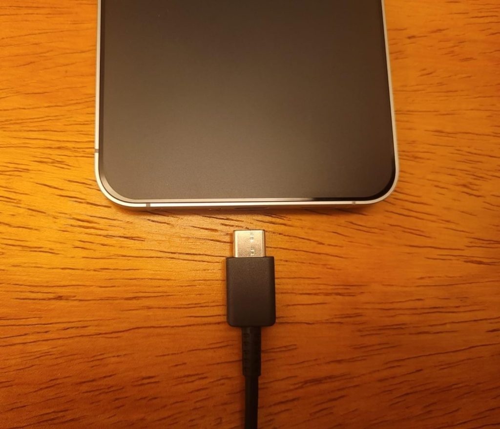 Seu celular não tem entrada para fone? Veja quais modelos com fio funcionam